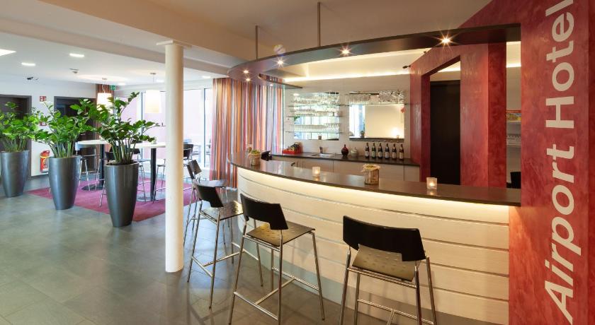 Bergers Airporthotel Memmingen photo