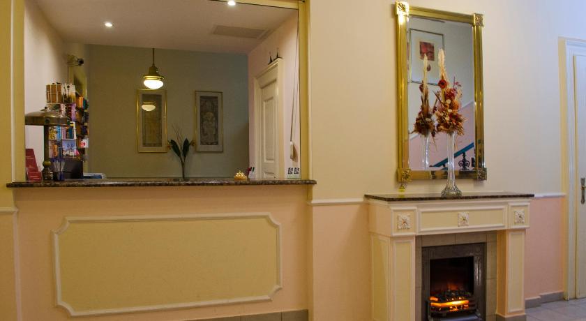 Hotel Anna photo