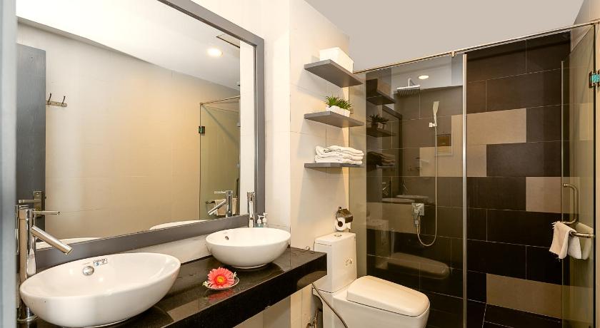 Image of Superior Family Room 8