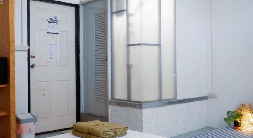 Hugger Guest House photo