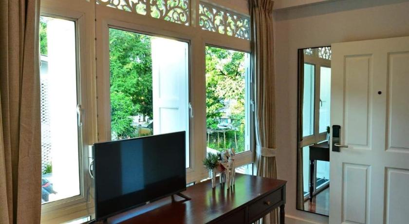 Image of Double Room with Private Bathroom 1