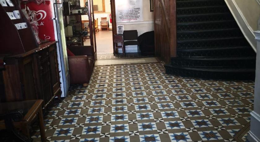 Victoria Hotel photo