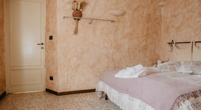 Image of Double Room 4