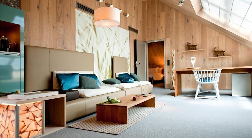 Image of Opera Suite 3