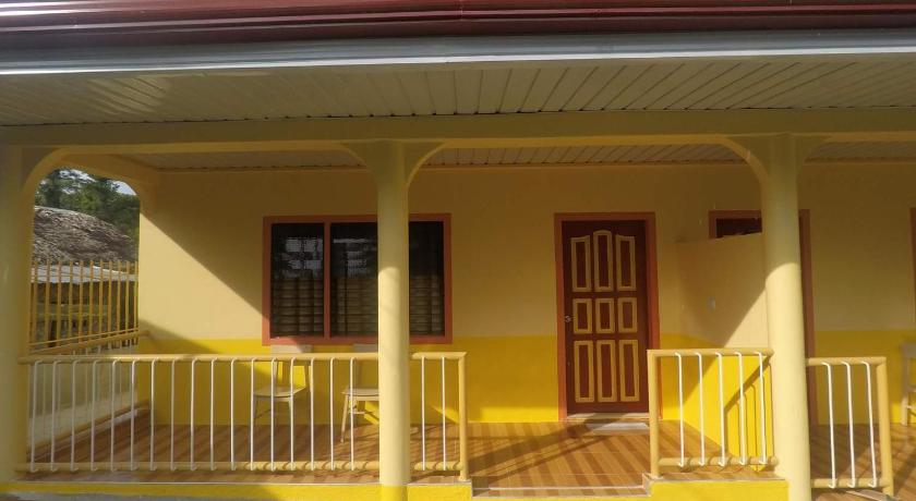Uptown Guesthouse photo
