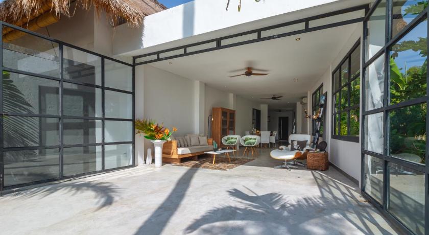 Image of One-Bedroom Villa with Private Pool 8