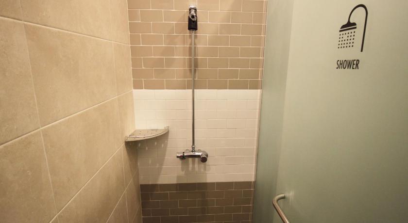 Bild av 1 Person i Sovsal med 8 sängar – Endast kvinnor (1 Person in 8-Bed Dormitory - Female Only) 14