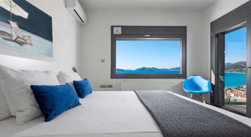 Image of Villa with Sea View 9