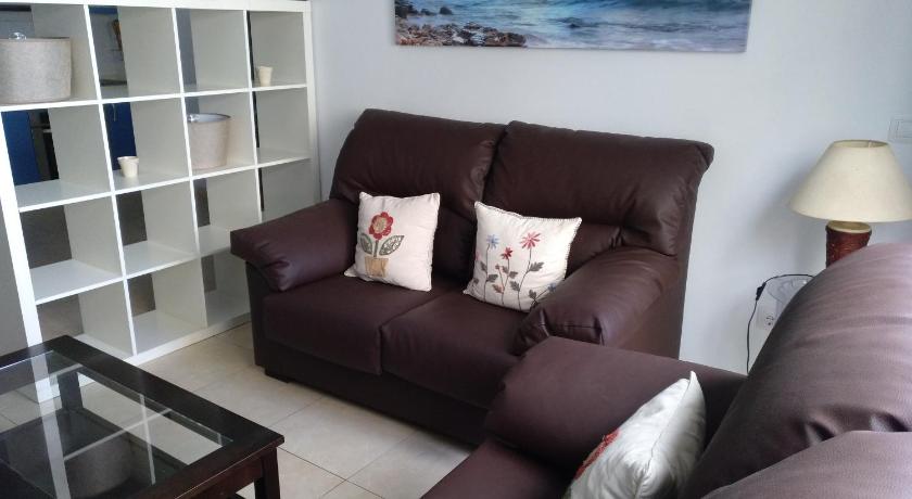 Francos Rooms — Hotel in Lanzarote