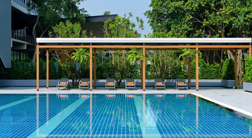Tinidee Hotel Bangkok Golf Club - SHA Certified photo
