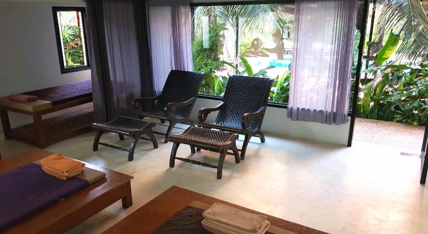 Tropicana Lanta Resort - image 27