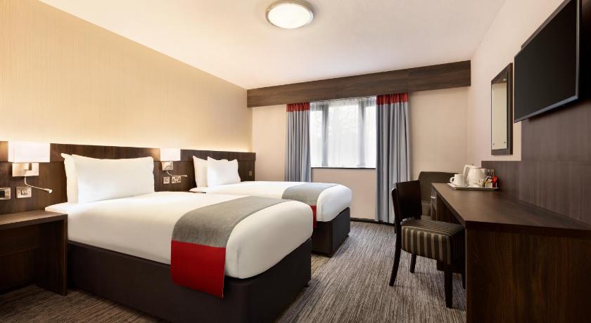 Ramada by Wyndham Bristol West
