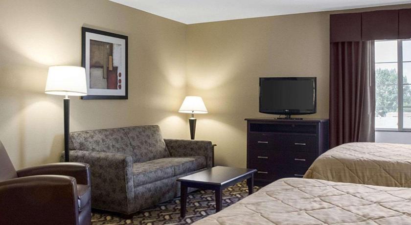 MainStay Suites Bismarck