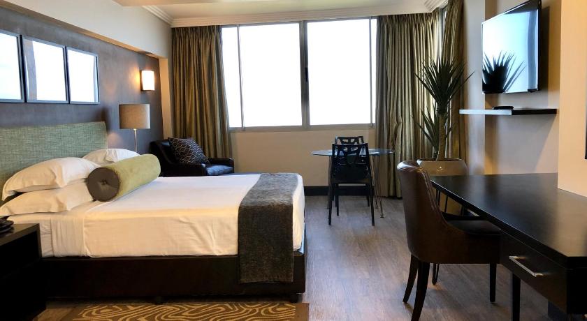 Image of Deluxe Double or Twin Room with Bath 5