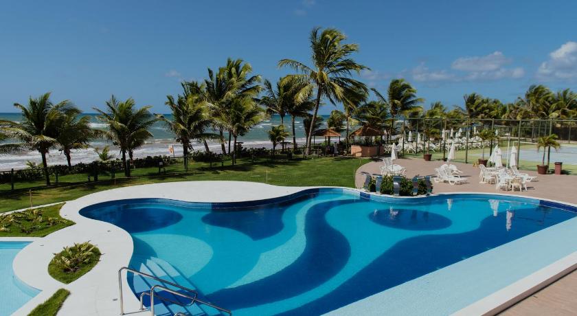 Flat Guarajuba Beira da Praia pe na areia — Hotel in Camacari