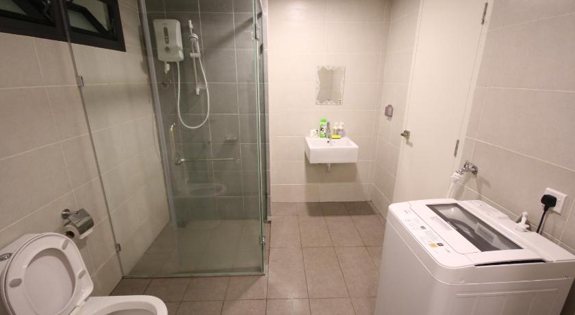 Abz Apartment @ Solstice photo