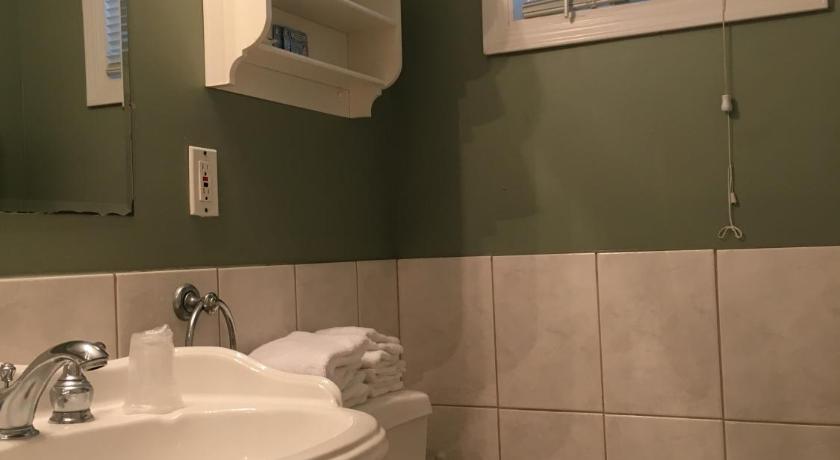 Westhampton Seabreeze Motel photo