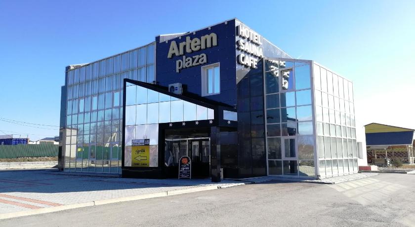 Gostinychniy Kompleks Artem- Plaza — Hotel in Artem