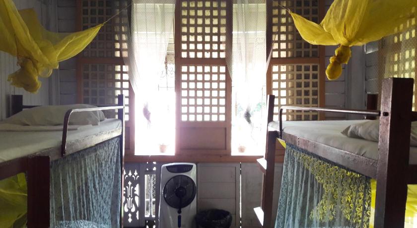 Image of Bed in  4 Bed Mixed Dormitory Fan Room 1 3
