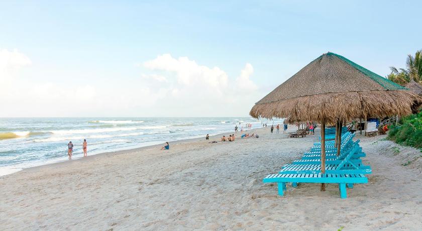 An Bang beach Ceramic house photo