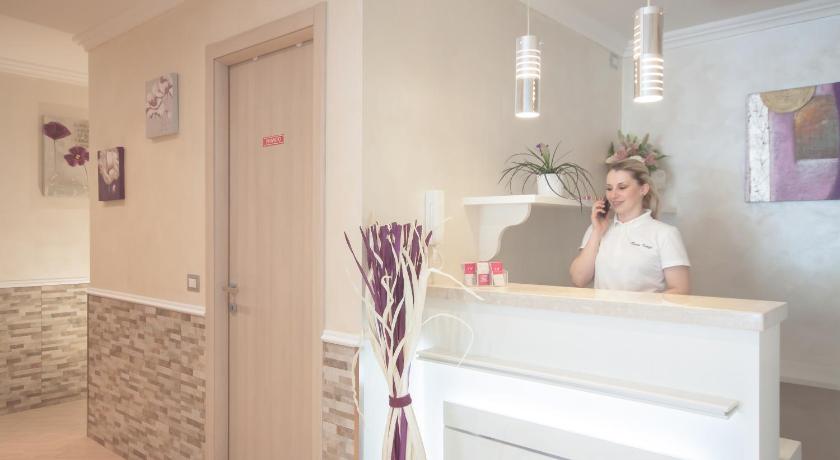 ローマ Rome Kings Suite 3つ星 ホテル 施設