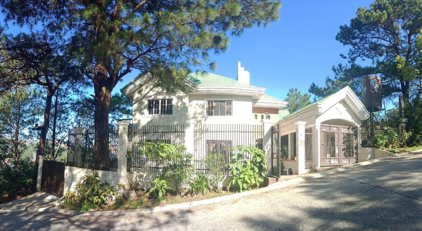 Koinonia Retreat CenteR — Hotel in Baguio