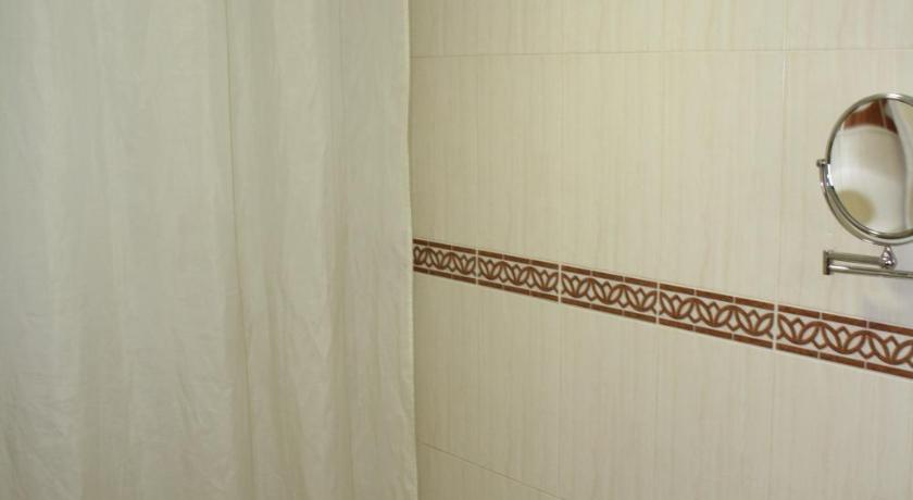 Immagine di Camera Doppia con Letti Singoli - Interna (Twin Room - Interior) 5