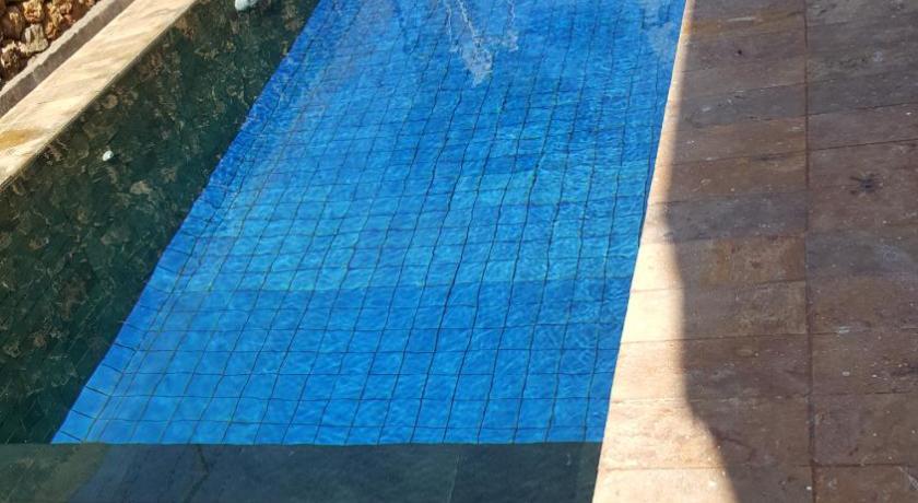 Spear Villa photo