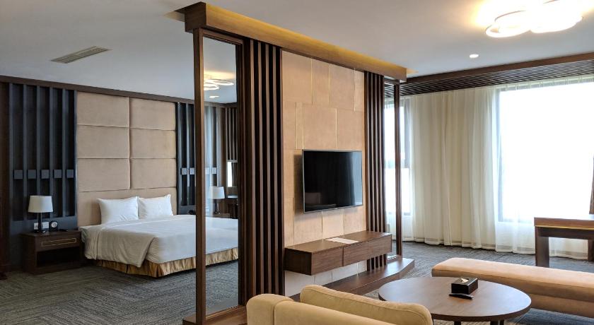 Image of Executive Suite 1