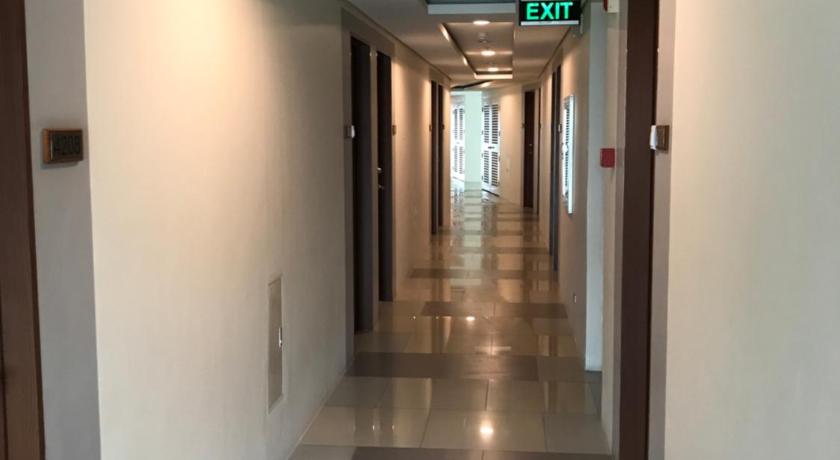 Affordable Makati Serviced Apartments photo