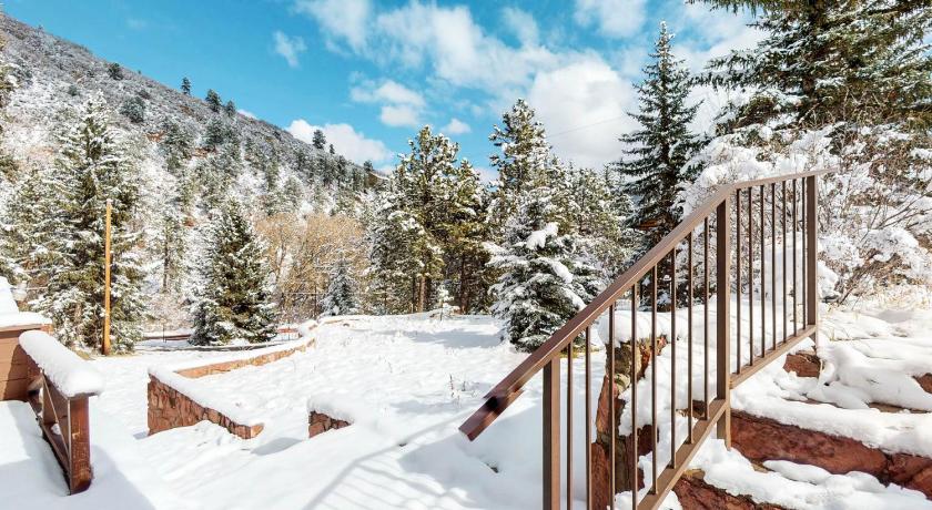 Naughty Pine Cabin photo