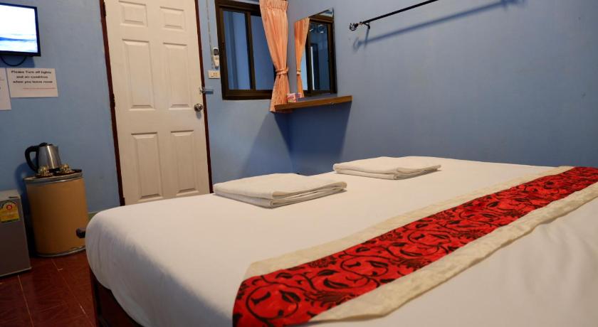 Image of Small Double Room - No Window 1