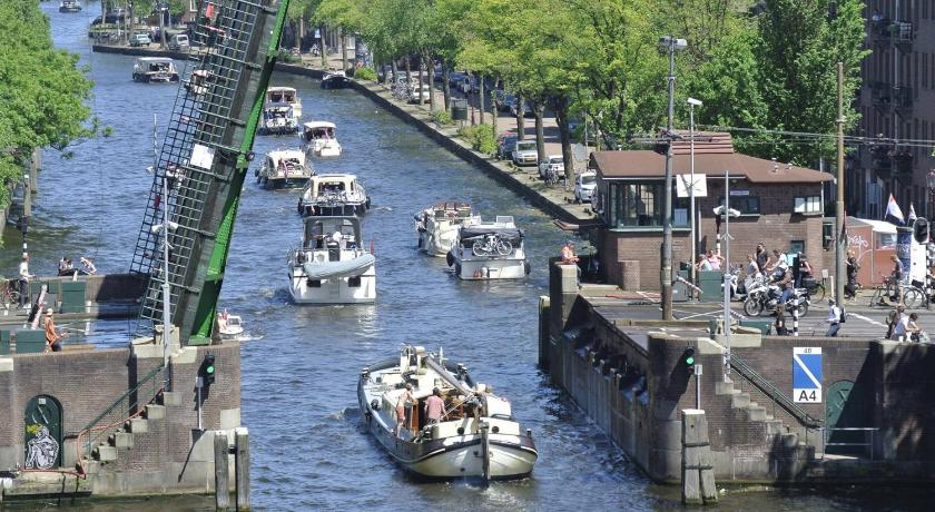Best Price on Studio 313 in Amsterdam + Reviews!