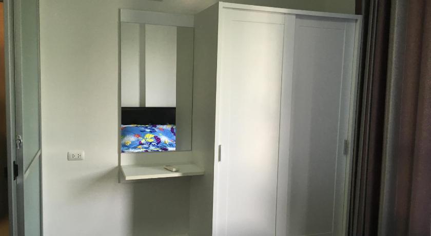 Image of Apartment 12