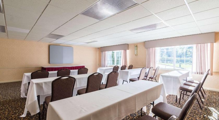 Quality Inn & Suites Conference Center