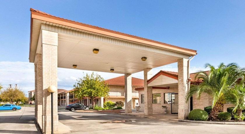 サンアントニオ University Inn & Suites 2つ星 宿泊施設 外観