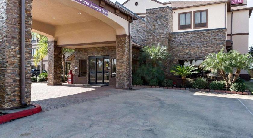 Comfort Suites — Hotel in Lake Jackson (TX)