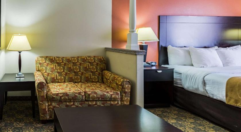 Comfort Suites Westchase Houston Energy Corridor