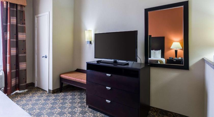 Comfort Suites Westchase Houston Energy Corridor