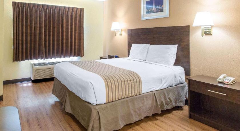 Suburban Extended Stay Hotel Lewisville