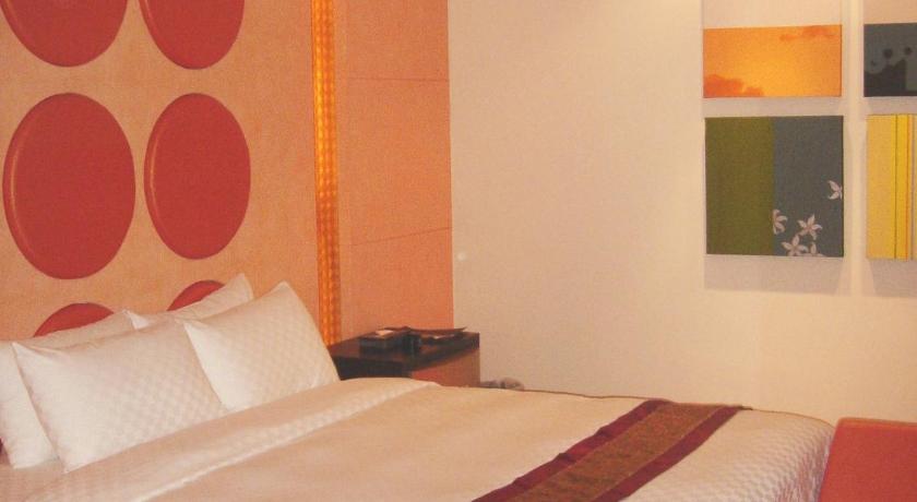 Shantir Motel - image 37