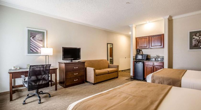 Quality Inn & Suites Seabrook- NASA- Kemah