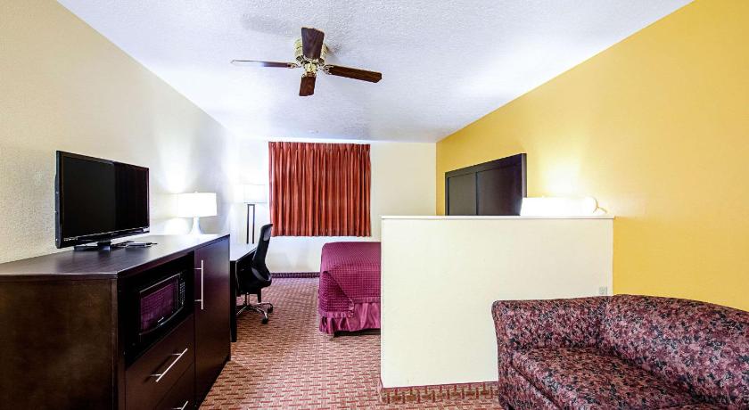 Rodeway Inn & Suites Monticello