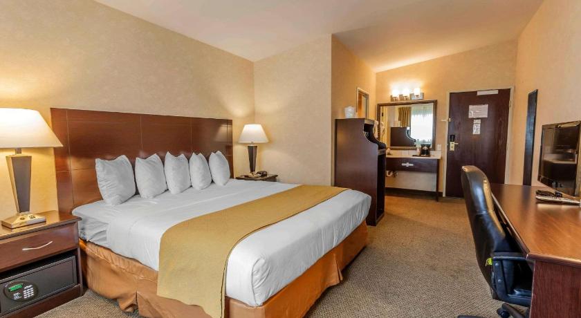 Quality Inn Near Seattle Premium Outlets Arlington