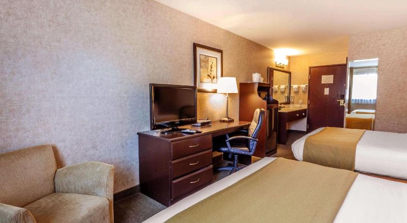 Quality Inn Near Seattle Premium Outlets Arlington