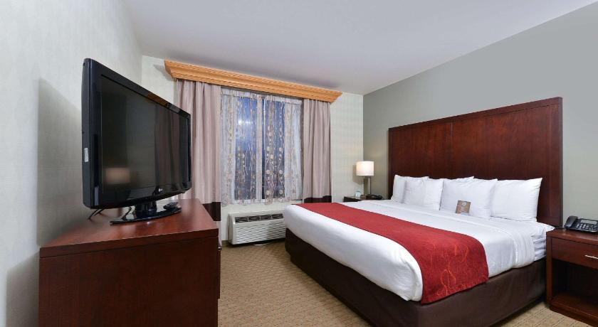 Comfort Suites Airport Tukwila Seattle