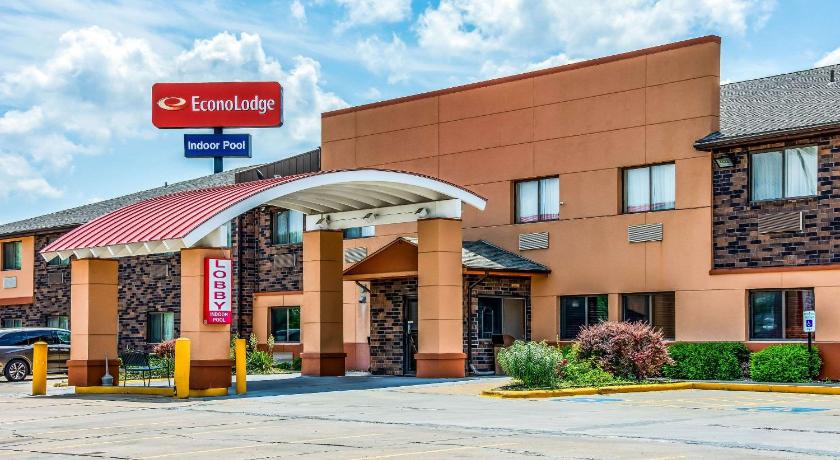 Econo Lodge at Wanamaker Topeka