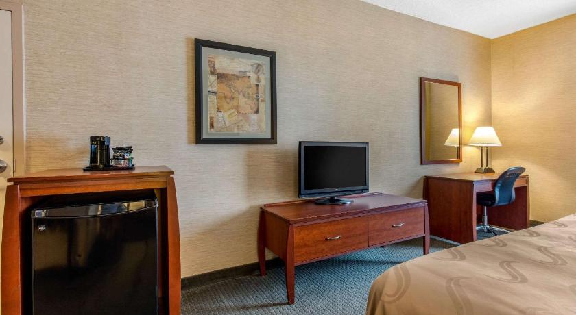 Quality Inn & Suites Benton - Draffenville