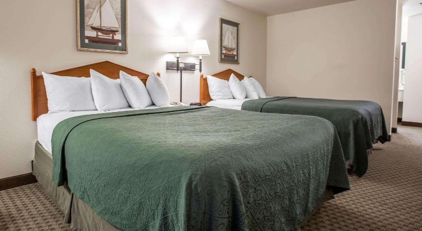 Quality Inn & Suites Federal Way - Seattle