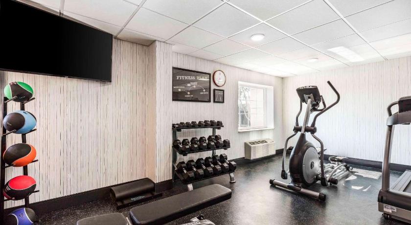 Memphis (TN) Comfort Inn Memphis Airport West 2-Star Hotel suite